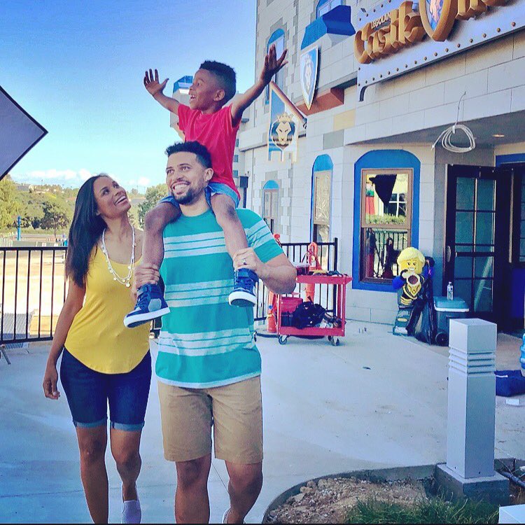 CalaisRobinson's tweet photo. I created this opportunity last week and #Bookedit this week. Day #1 #CESDmodel #SanDiego #LegoLand
.
The moment you remember that you are #powerful is the moment that you have control over your outcomes.
.
#TheLawOfAttraction #LOA #AbrahamHicks https://t.co/ERvOzZ0vBV