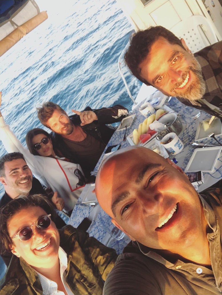 Kivanc Tatlitug News On Twitter Kivanc Tatlitug Esi Basak Dizer Tatlitug Ve Arkadaslari Via Basakdizer Instagram Story