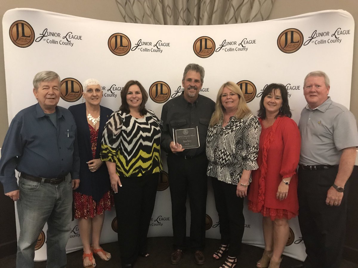 <a href="/PlanoMetro/">Plano Metro Rotary</a> celebrated member Steve Parry, honored for his Spirit of Collaboration, at the <a href="/JL_CollinCounty/">JL Collin County</a> Excellence in Volunteer Service Luncheon. #Rotary #ServiceAboveSelf #Volunteerism #LovePlano
