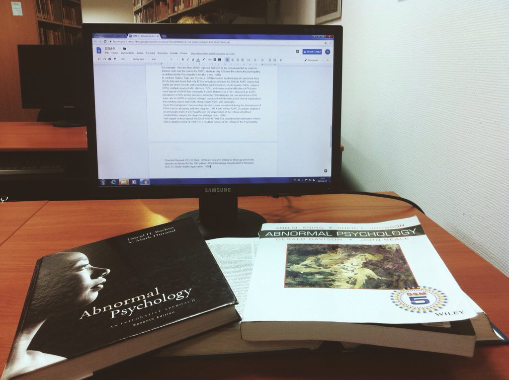 Working on my thesis...Anyone knows some good books or articles on psychopathy? #truecrime #psychology
