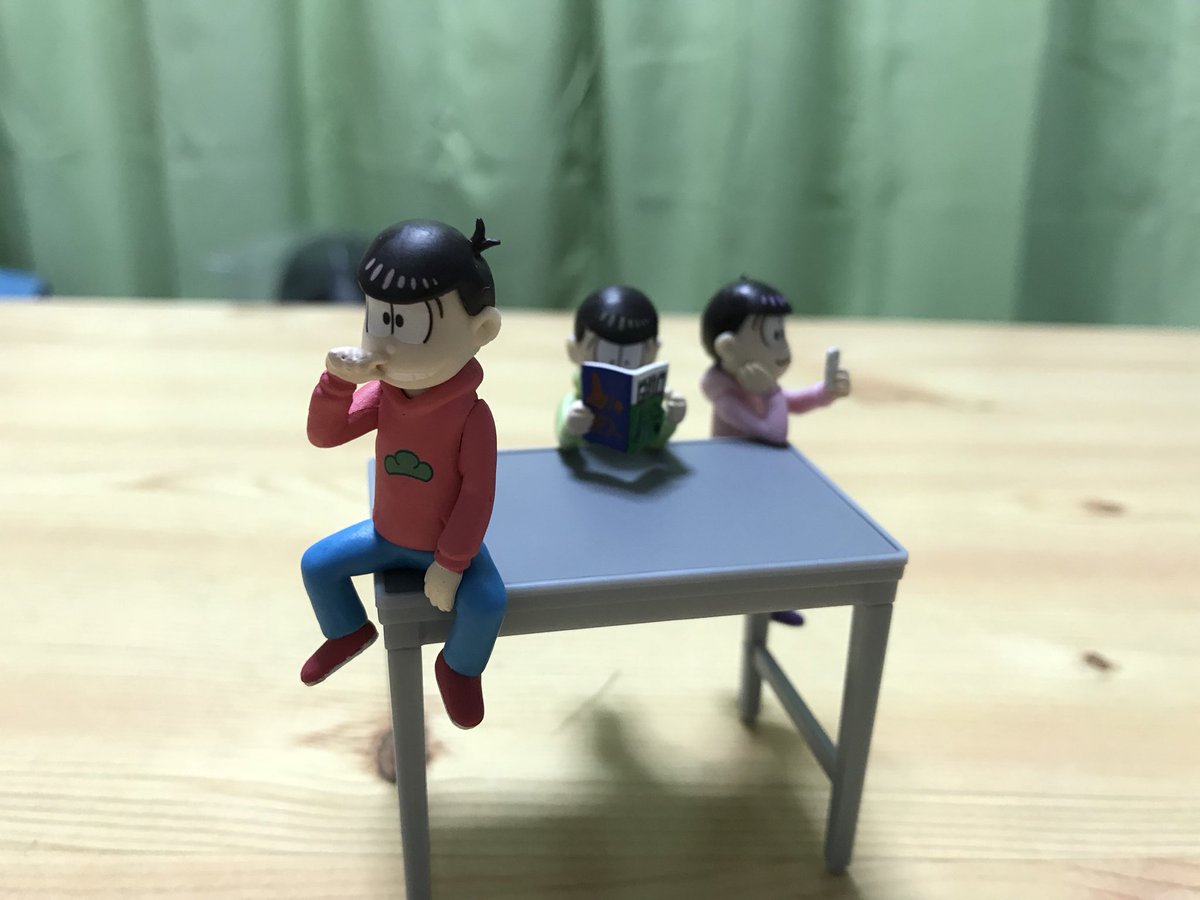 コップのフチのおそ松さん