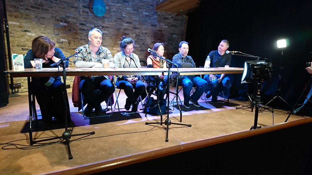Jcheunginhin's tweet photo. Illustrious panel: @KumikoMendl @mrstephenhoo @lucysheen @angplays @danielfyork
questioning the idea of a #bea  #writer at the #sight_unseen conf @Tara_Arts https://t.co/MQnEOXfh9X