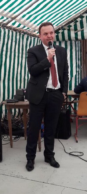AndreMARTIN126's tweet photo. Après passage de @TouronEric me  voilà à Senonnes pour l’AG #mfr de Pouancé et remise des diplômes de lad jockey - ravi d’annoncer aux professionnels que la région @paysdelaloire répond à demande de section en apprentissage pour rentrée prochaine @pauline_mortier @C_MORANCAIS https://t.co/cawJZ9xCxi