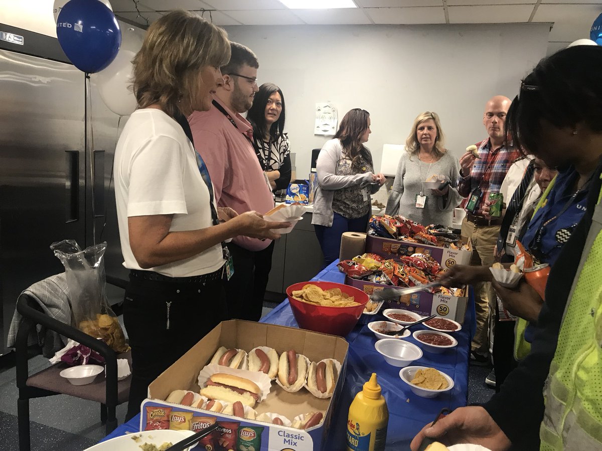 Michael Fox tweet media