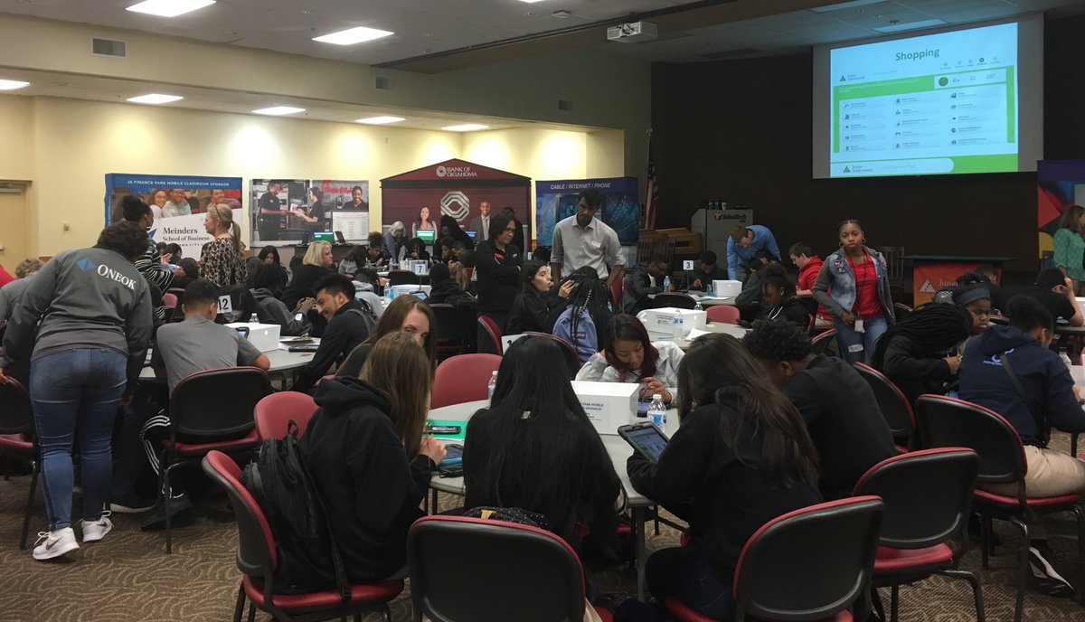 staceyvinson19's tweet photo. @TulsaSchools @eastcentralhigh students really enjoying the Junior Achievement Finance Park @tulsatech Peoria campus! @rschornick @rex_langley https://t.co/wv19gjLWHT