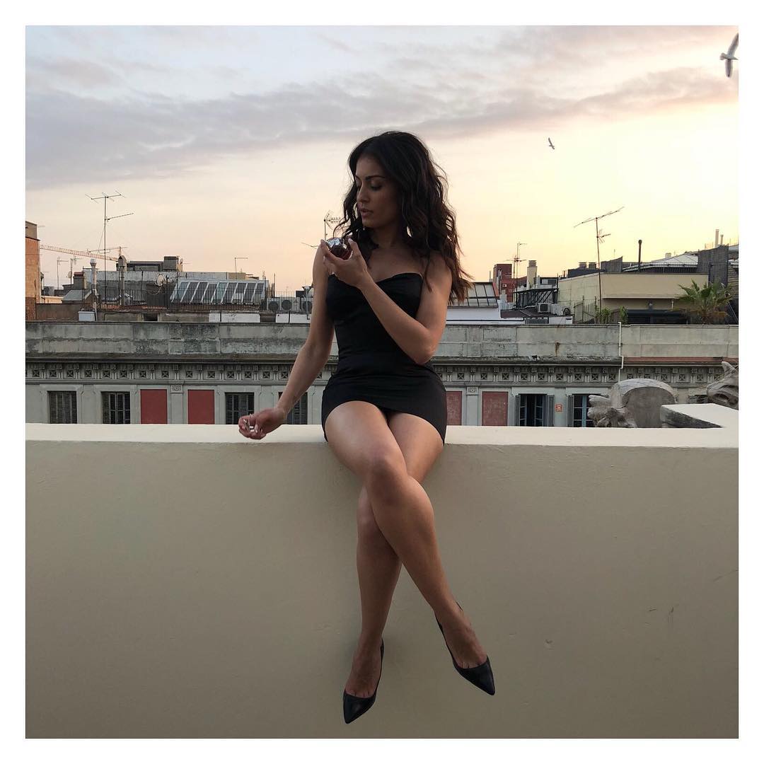 Princesa_Hiba's tweet image. Un atardecer en Barcelona... 💗

#nofilter #barcelonamola #readyforthenight via @HibaAbouk