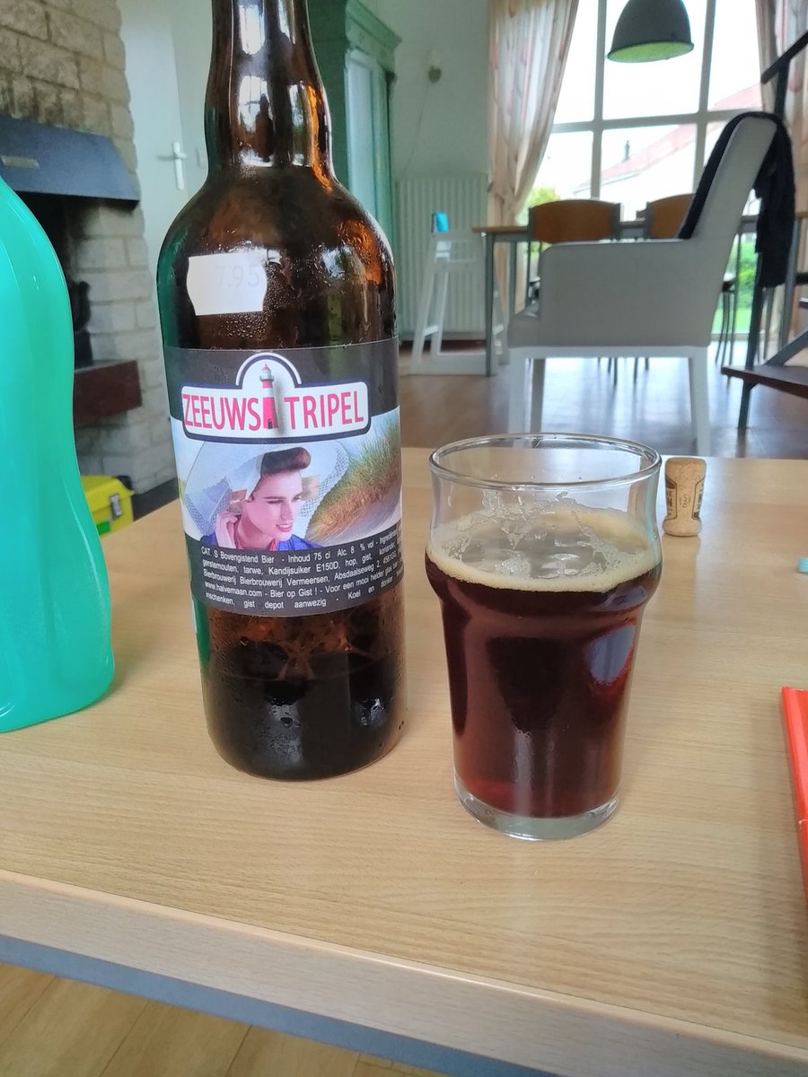stijnvrancken's tweet image. Is Tripel normaal niet blond? #bierbrouwerijvermeersen #wrongcontent