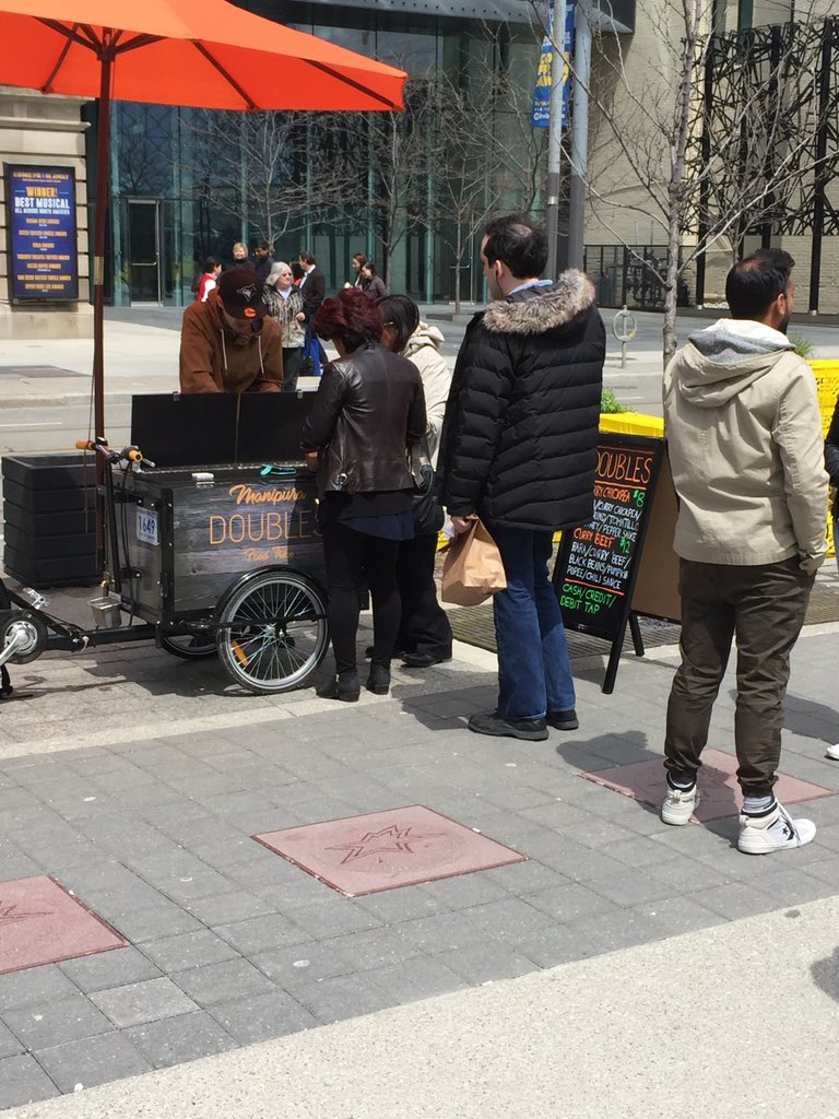 matt_a7's tweet image. Nice to see some of the temporary parklets coming together along King St as part of the #KingStreetPilot. Bring on warmer weather! #SitTO
