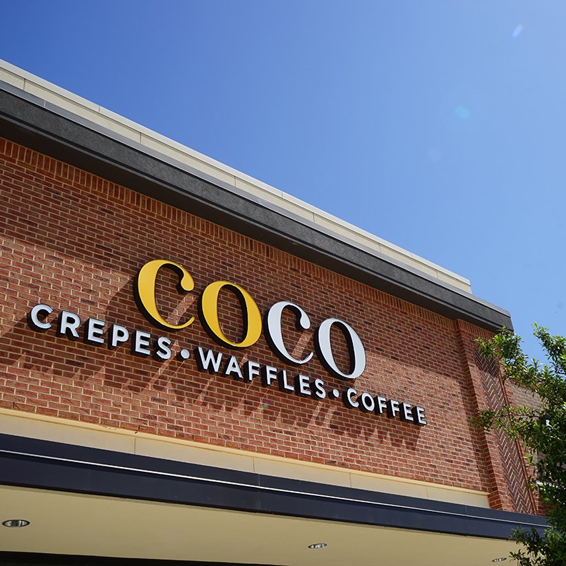 MyCocoCrepes's tweet photo. Are you kidding us with this weather? Get out of the office and on to a patio! Preferably ours... because ours has coffee and gelato. #cococrepes https://t.co/BNQ0b3wkOO