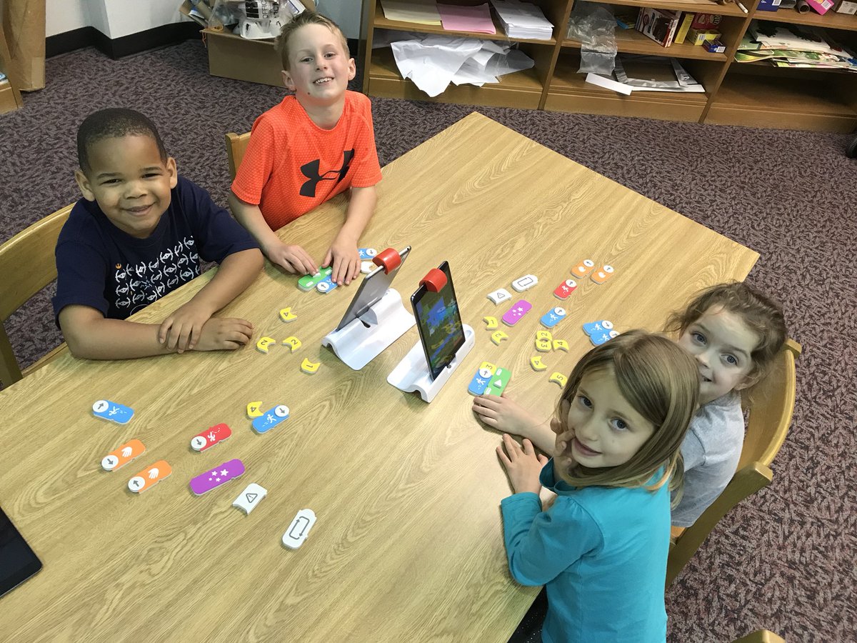 PCPS_Eagles's tweet image. #codingawbie #codingiscool #firstgrade #funlearning #PBIS reward