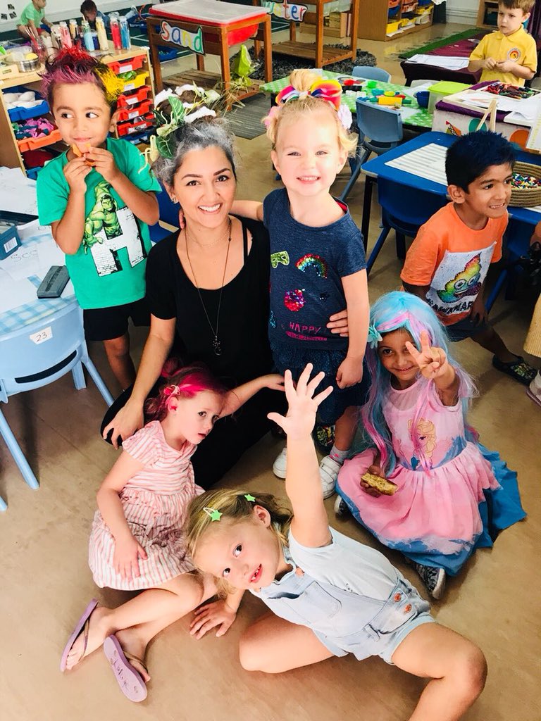 Horizon_FS1's tweet photo. In FS1 we’re crazy but we’re caring too! Crazy Hair Day @HorizonDubaiUAE for a great cause - Christina Noble Children’s Foundation #HorizonCommunity @CNCF_int photos by: enasabouzeid https://t.co/C2yqJql31d