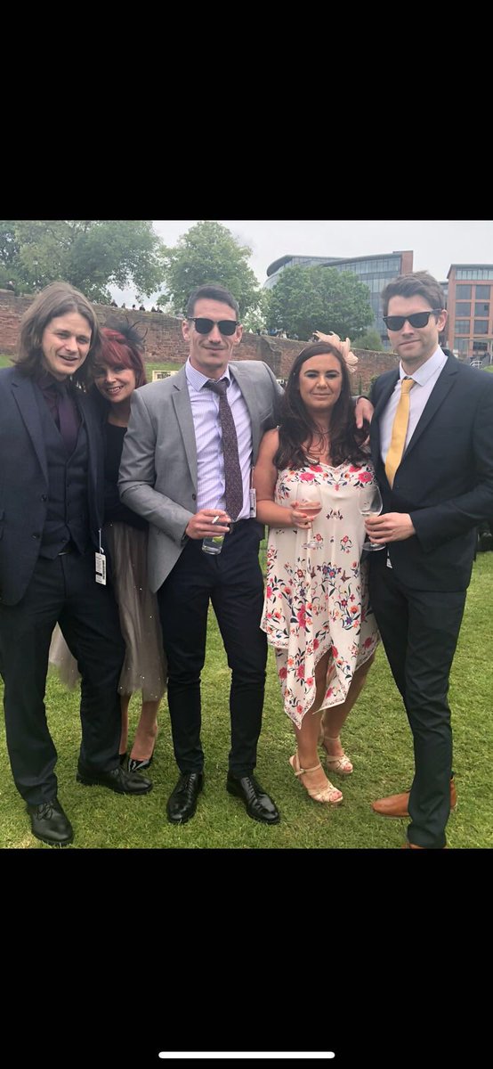 stacey_evo's tweet photo. Great day yesterday at Chester races ☀️🎉 didn't win anything but all part of the fun 🐎 https://t.co/hoIf3NW8o6