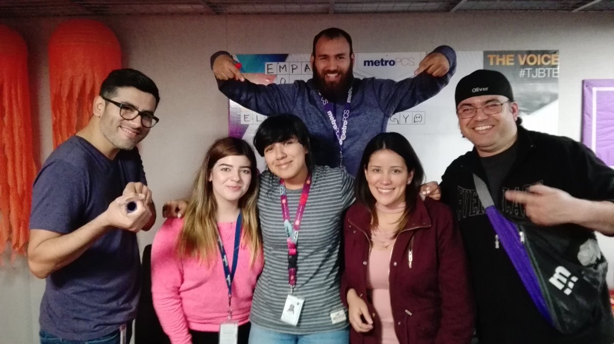 david_AOY2018's tweet photo. Big Thank You to Pedro Peralta our TJ QA supervisor for assisting us in our community service talk, girls are motivated to get to be nominated to AOY2019.
#teamworkmakesthedreamwork @Greg_MPCS @hopenorris @Norris_MPCS @torresjoel123 @Josie_MPCS @metroPCS_TJ @FornesVira https://t.co/JnsiyKPvlu