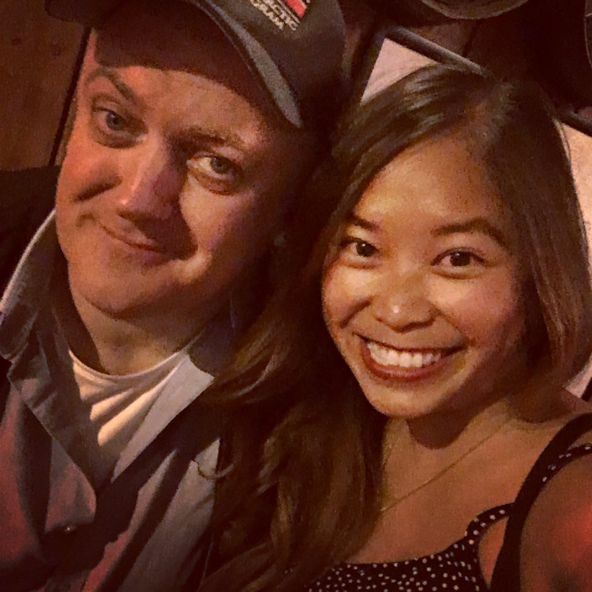 Delightful company last night courtesy of <a href="/daraobriain/">Dara Ó Briain</a>  Welcome to Southsea 🍻