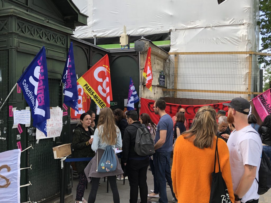davidmorarescu's tweet photo. #Strike today at the #Catacombs of #Paris. https://t.co/wTAN6BG56C