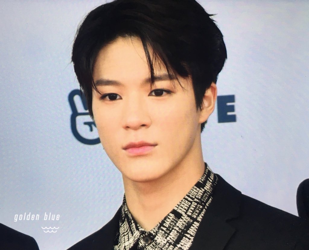goldenbluejeno's tweet photo. 180512 DREAM CONCERT RED CARPET
#JENO #제노 #NCT #NCT_DREAM https://t.co/16rKRMZrkK