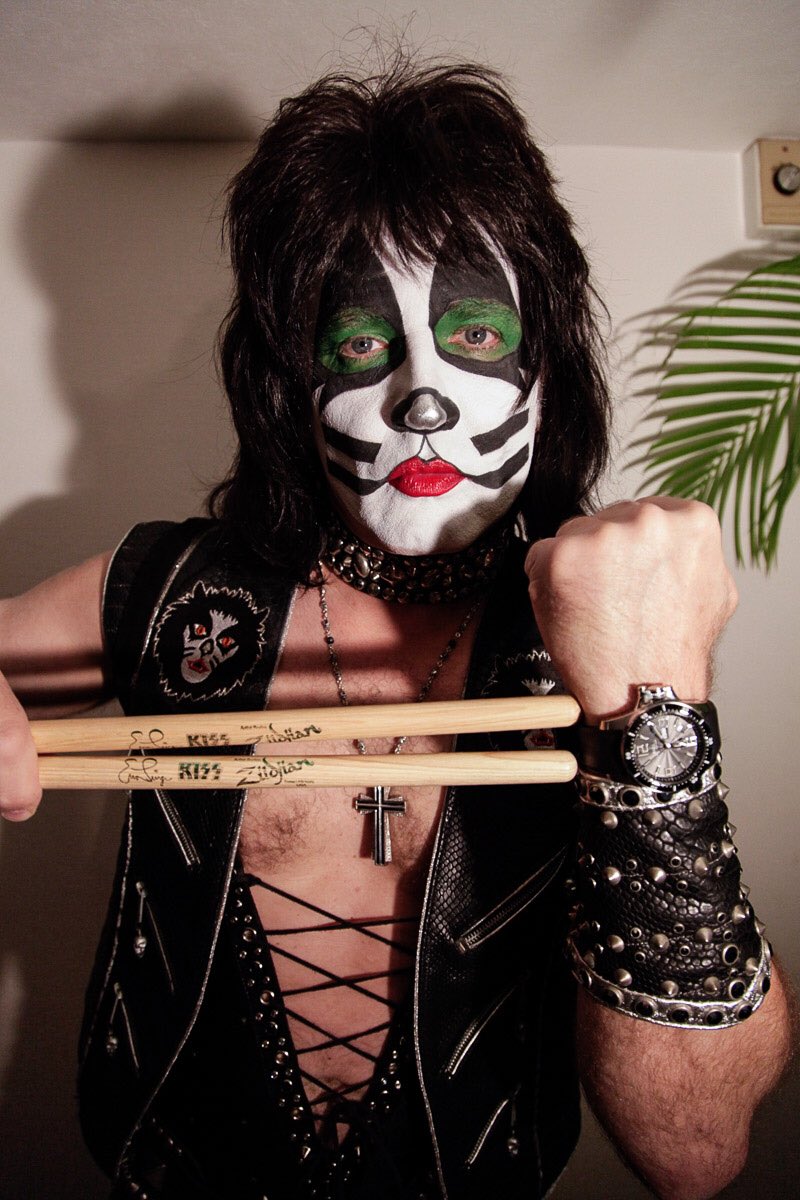 Happy 60th Birthday To Eric Singer - Kiss, Black Sabbath, Lita Ford, Gary Moore And More. 