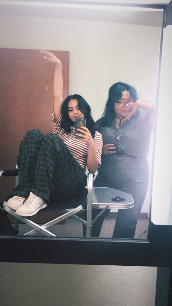 CamilaMendesPH's tweet photo. [12MAY'18]
•via @CamilaMendes instagram story updates• .
.
.
.
.
.
.
Tags:
#Riverdale  #Varchie  #CamilaMendes #KJApa #VeronicaLodge #ArchieAndrews #RiverdalePH #CamilaMendesPH #BettyCooper #SprouseHart #ColeSprouse #LiliReinhart #JugheadJones #Bughead  #Choni #CherylBlossom https://t.co/vX2imjVMu7