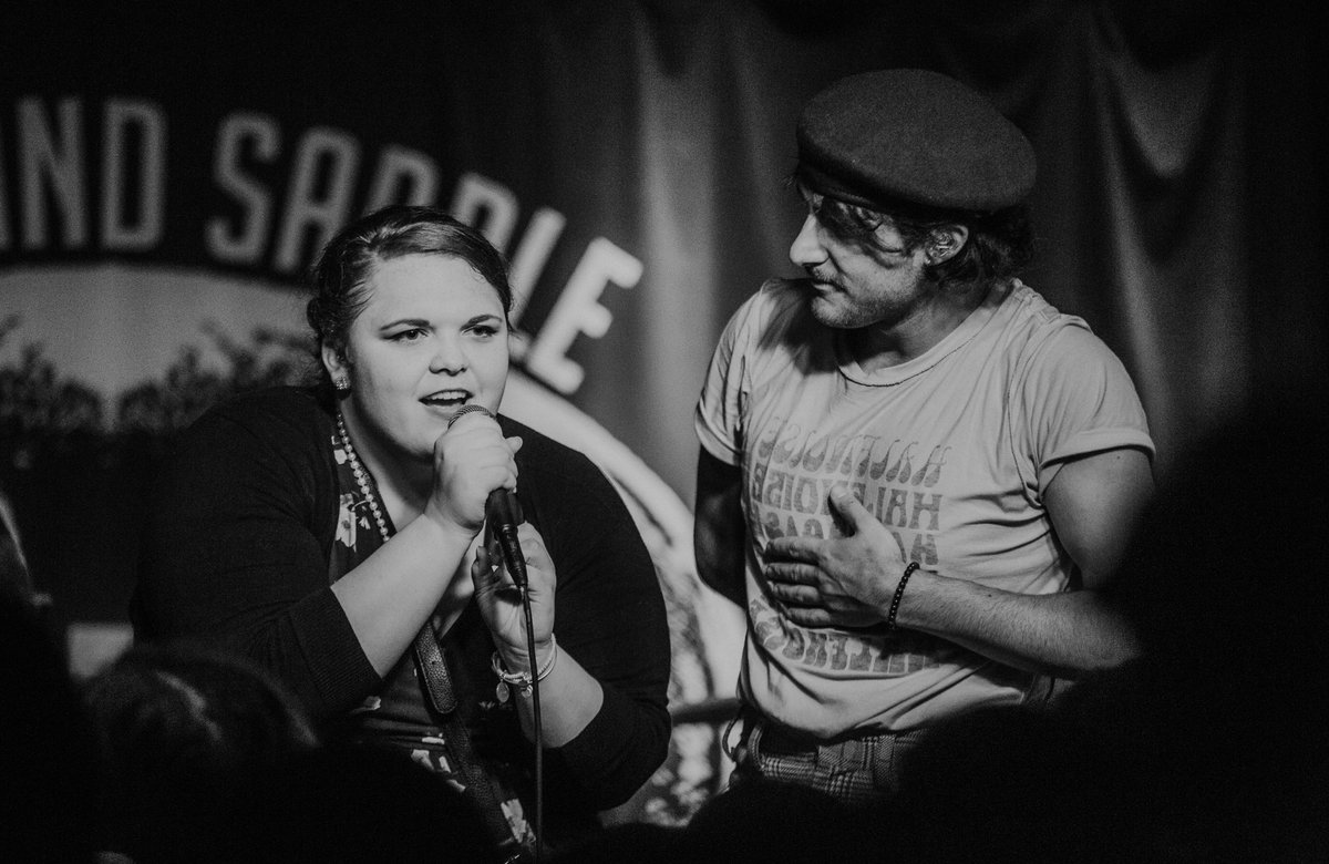 wayland_media's tweet photo. alright, lets find Chelsea, so she can have this photo from last night. xx
@HalfNoiseMusic @CHAPPOmusic #bootandsaddle #Philadelphia #halfnoise #chappo #flowerss #chelseawhereareyou https://t.co/O7BQdZzDsb