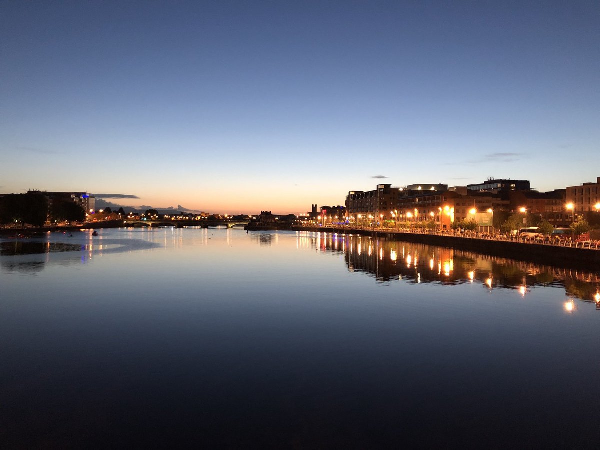 GrahamBurns2013's tweet image. If you just completed #DIL18 in Limerick, did you spot the old lady standing outside her house in Thomondgate with a solitary candle? #DIL18 Said so much @PietaHouse