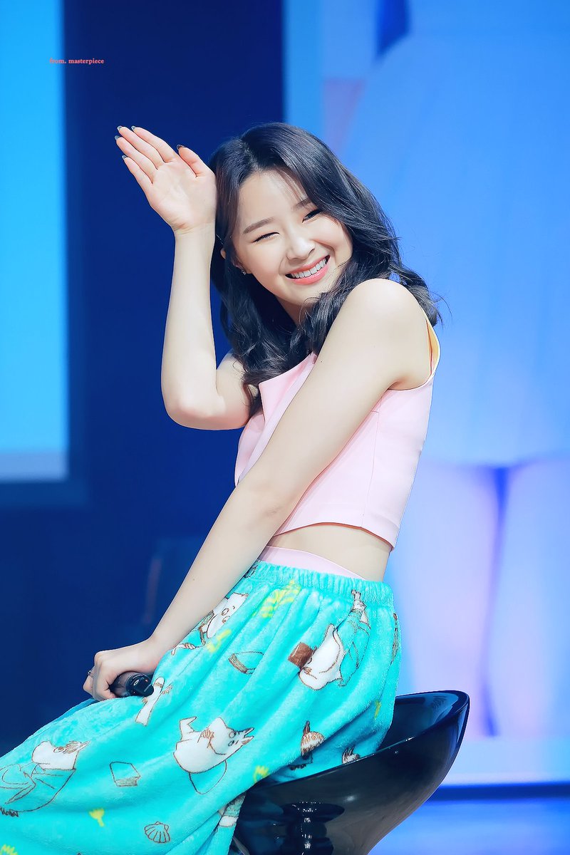 nnasterpiece's tweet photo. 180509 LLTLL 쇼케이스 #Favorite #페이버릿 #수경
https://t.co/ThsReI6RCU
https://t.co/oB0F5Jgb3N
https://t.co/QQ8JAxdLwA https://t.co/IwxoImVH7f