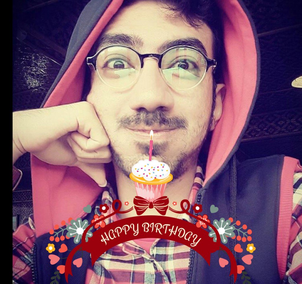 #HBD29RezaDAA3 
Happy Birthday kesayangan <a href="/DA2_Reza/">ReZa zAKarya DA2</a> wish u all the best, doa terbaik selalu untukmu, sehat selalu cinta dan semoga apa yang menjadi impianmu tercapai dalam waktu dekat, cerialah selalu cinta dan sukses buat karirnya ke depan..