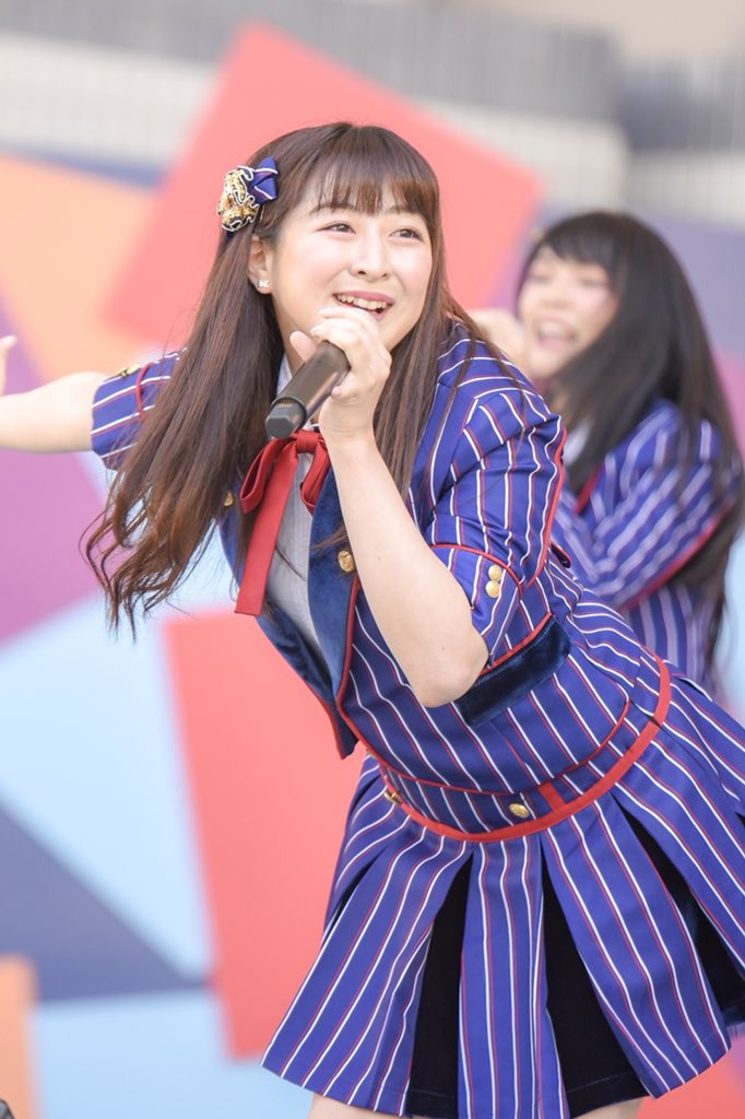 イズリナ イズリナ