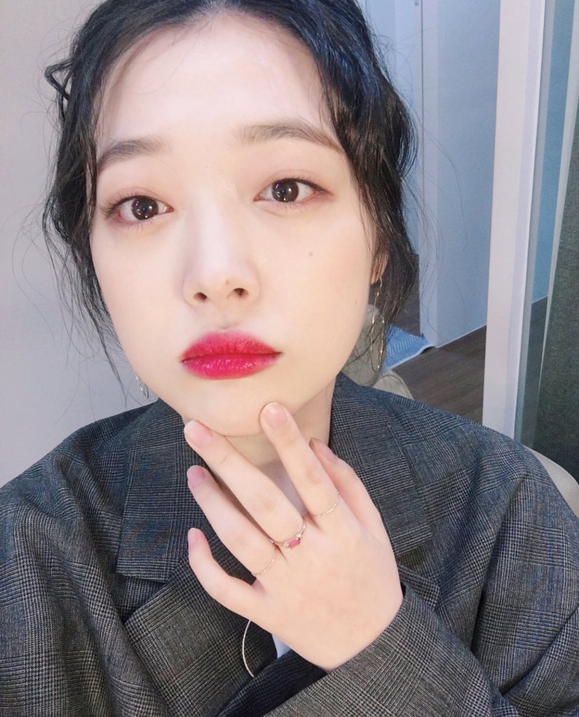 WeLoveSulli's tweet photo. 움뭄무💋 

https://t.co/vm56SKHorH https://t.co/MR3ZR7YLTk