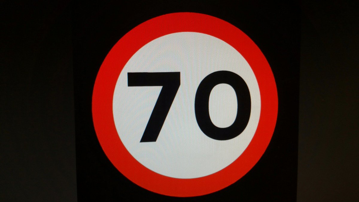 LancsRoadPolice's tweet photo. #T3TacOps Driver on the M6 North too busy chatting has neglected to watch their speed and despite having a message board warning from #MN38 to do so has continued and gone past #HO57 in excess of the speed limit. Driver now reported for summons to court. @NWmwaypolice #Fatal4 https://t.co/WJr5t5M83u
