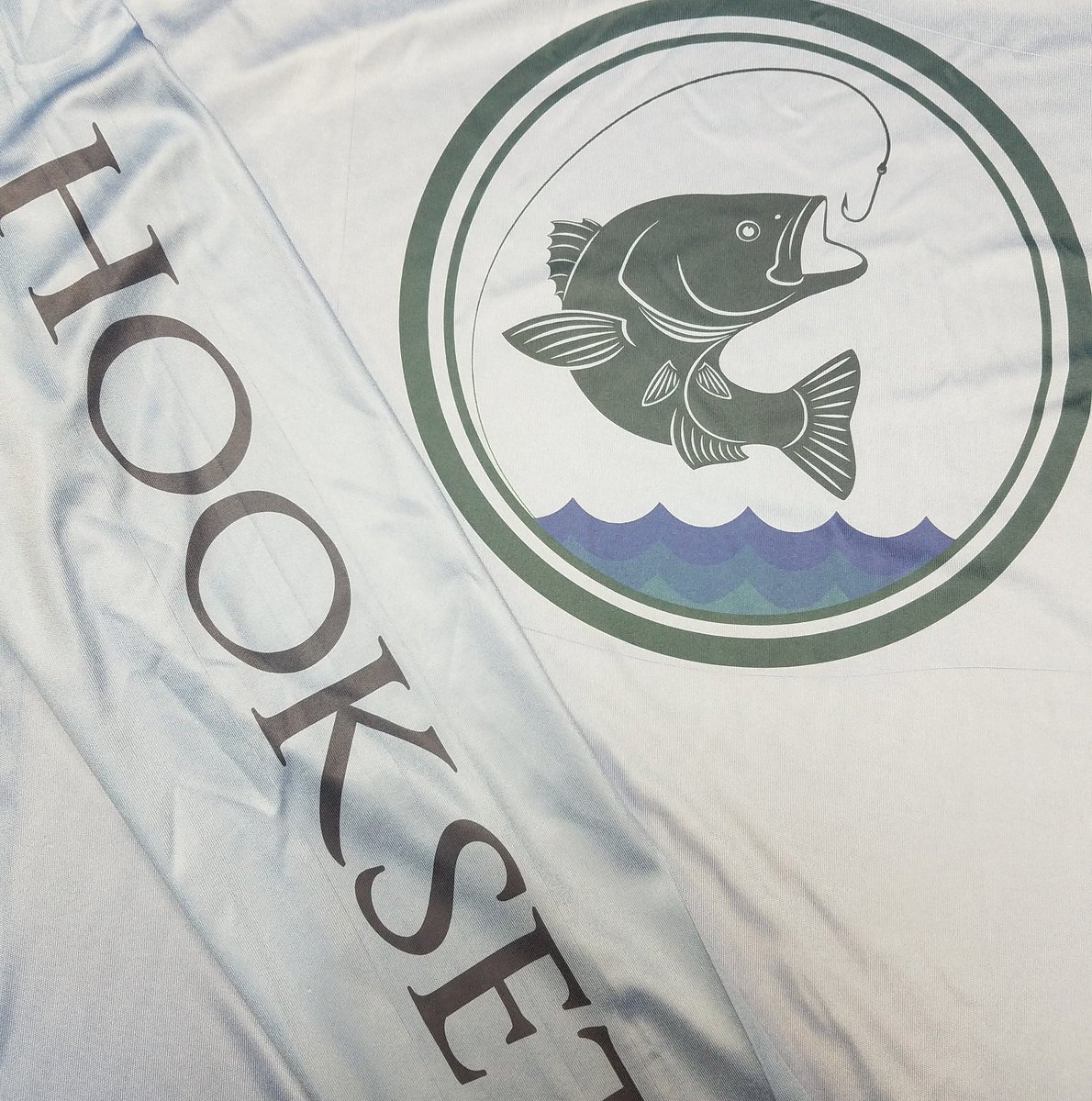 FishingSet's tweet image. New shirt colors and designs coming out soon! Stay tuned!
 #hooksetfishing #hookset #fishing #fishingapparel #rippinglips #bigfish #angler #bassangler #quality