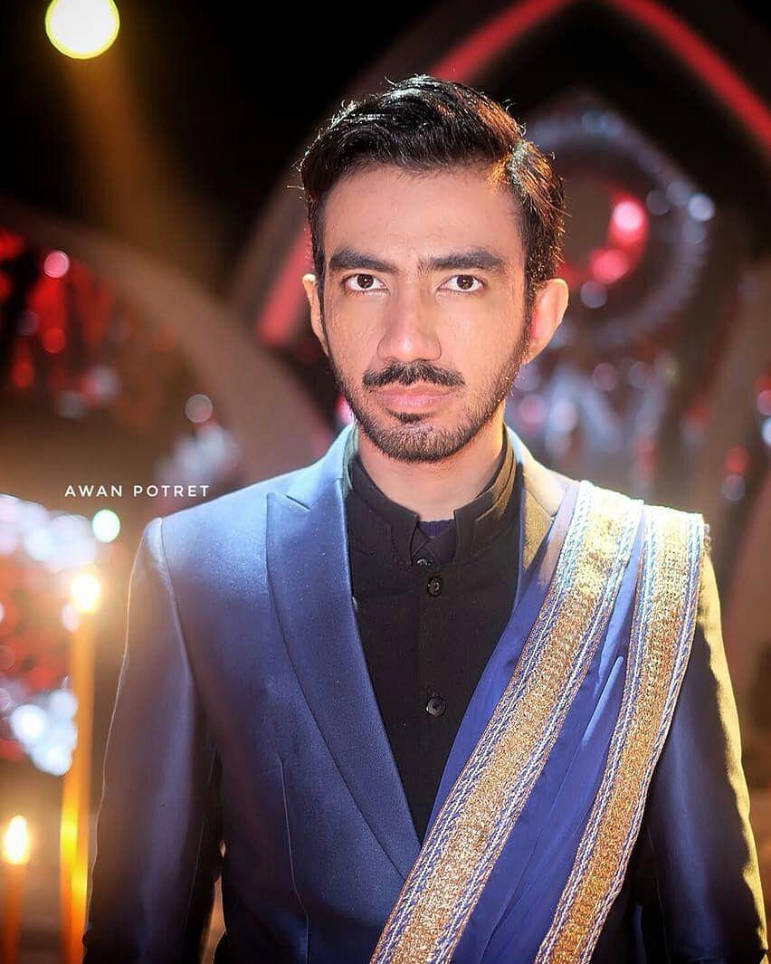 Sehat sllu... Dn jngan lupa bahagia....  Krna bhgia mu bahagia kami. Sedihmu sedih kami
#HBD29RezaDAA3