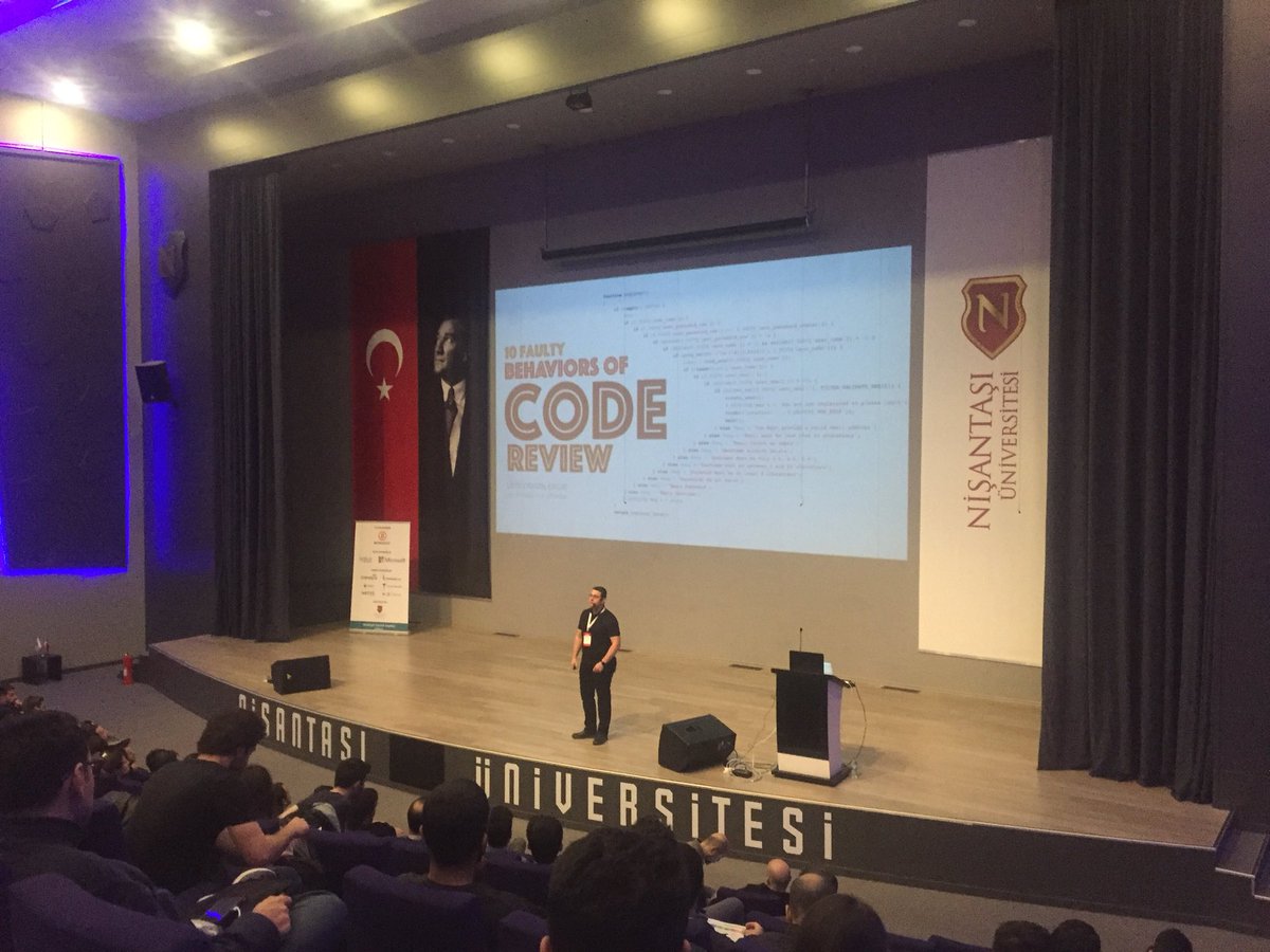 AyseKulabas's tweet image. #devnotsummit Kod İncelemede 10 Kusurlu Hareket sunumuyla @lemiorhan 😀👌