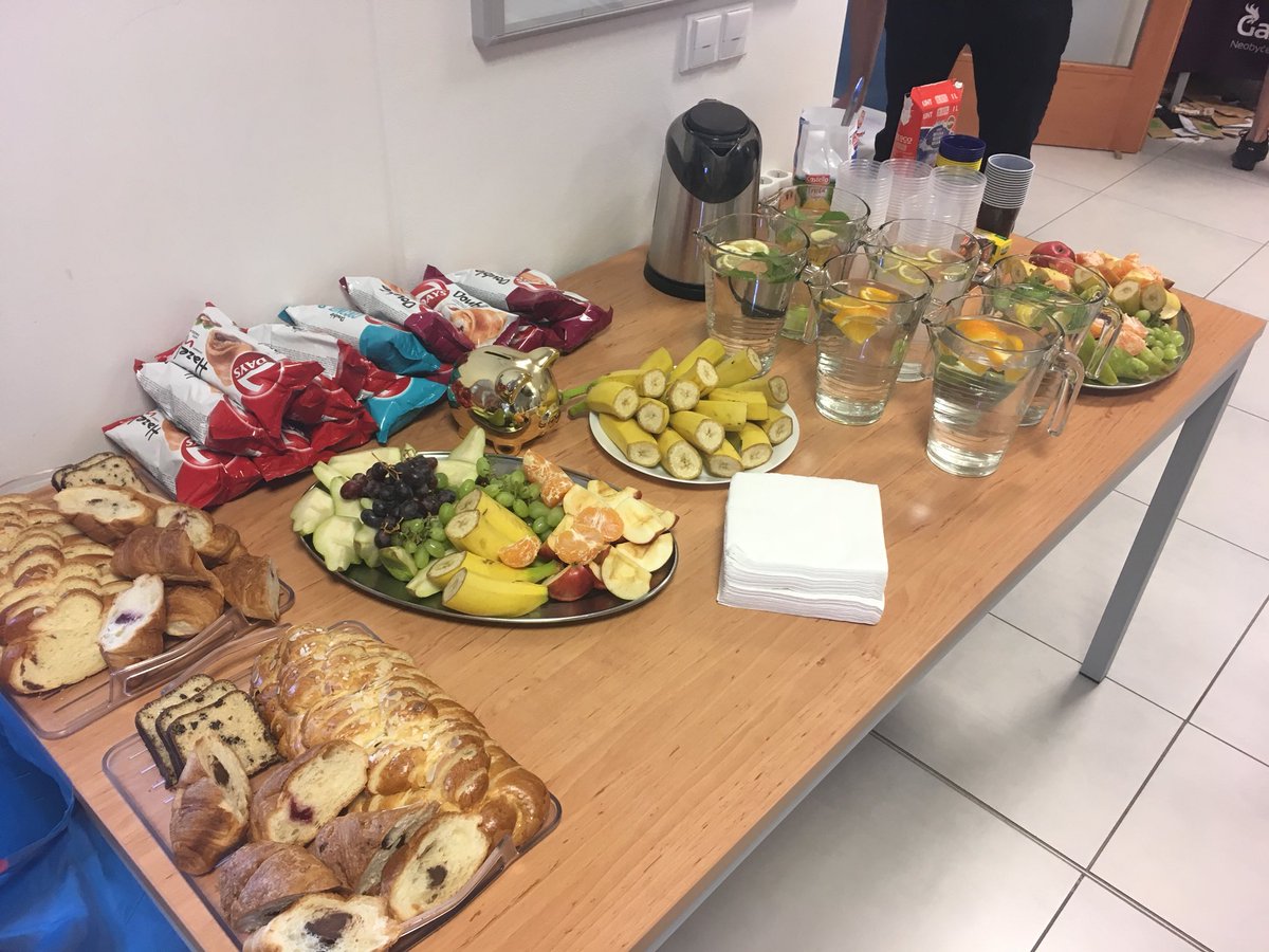 Začínáme!!!! <a href="/BarcampKolin/">Barcamp Kolín</a> #barcampcz #barcampKolin