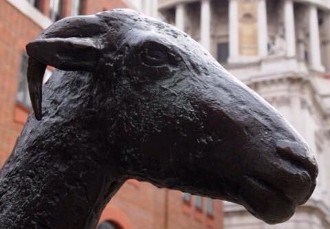 Never too young for #ElisabethFrink Animal I Spy children's walk today! #City <a href="/walklondon/">walklondon</a> @tfl <a href="/colguides/">CoL Guides 🇺🇦</a>