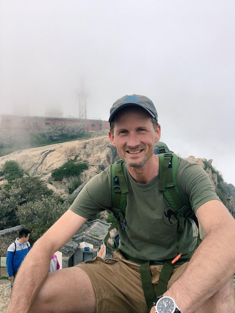 FlyrideFilms's tweet image. @FlyrideFilms creative director @clarkeyvfx reaches the summit at #Taishan #flyride5sacredmountains @moonrakervfx