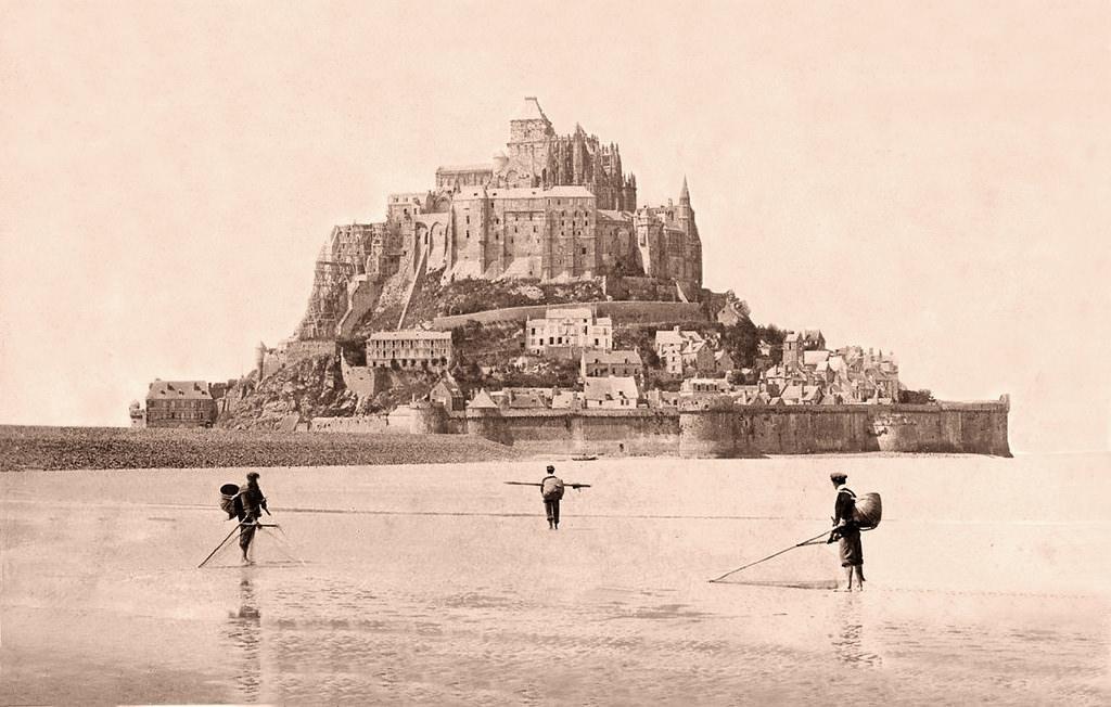This is What Le Mont Saint-Michel Looked Like  in 1889 
