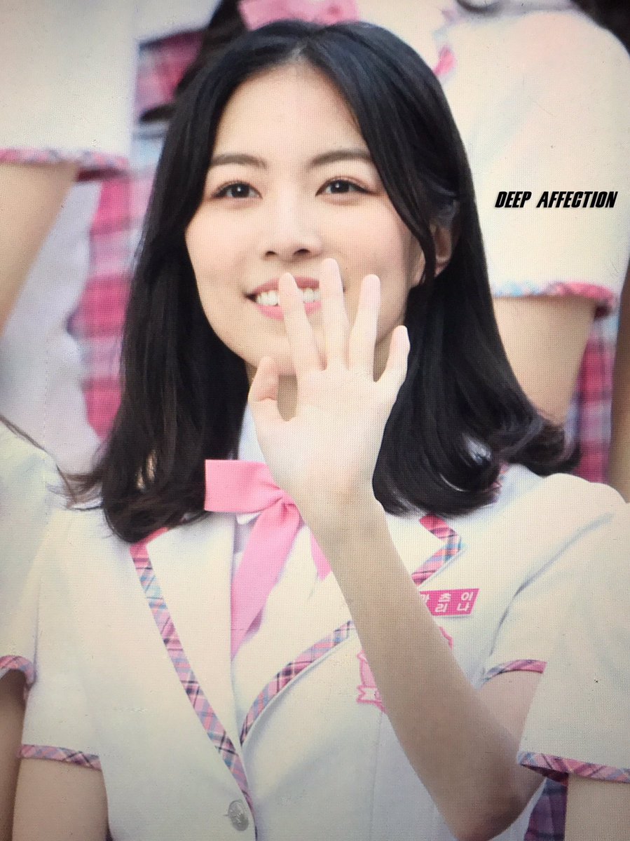 deepaffection38's tweet photo. 180510 프로듀스48 상암 마츠이 쥬리나 프리뷰
안녕🖐🏻
#松井珠理奈 #珠理奈 #마츠이쥬리나 #쥬리나 #produce48 https://t.co/qfYZMYvDbl