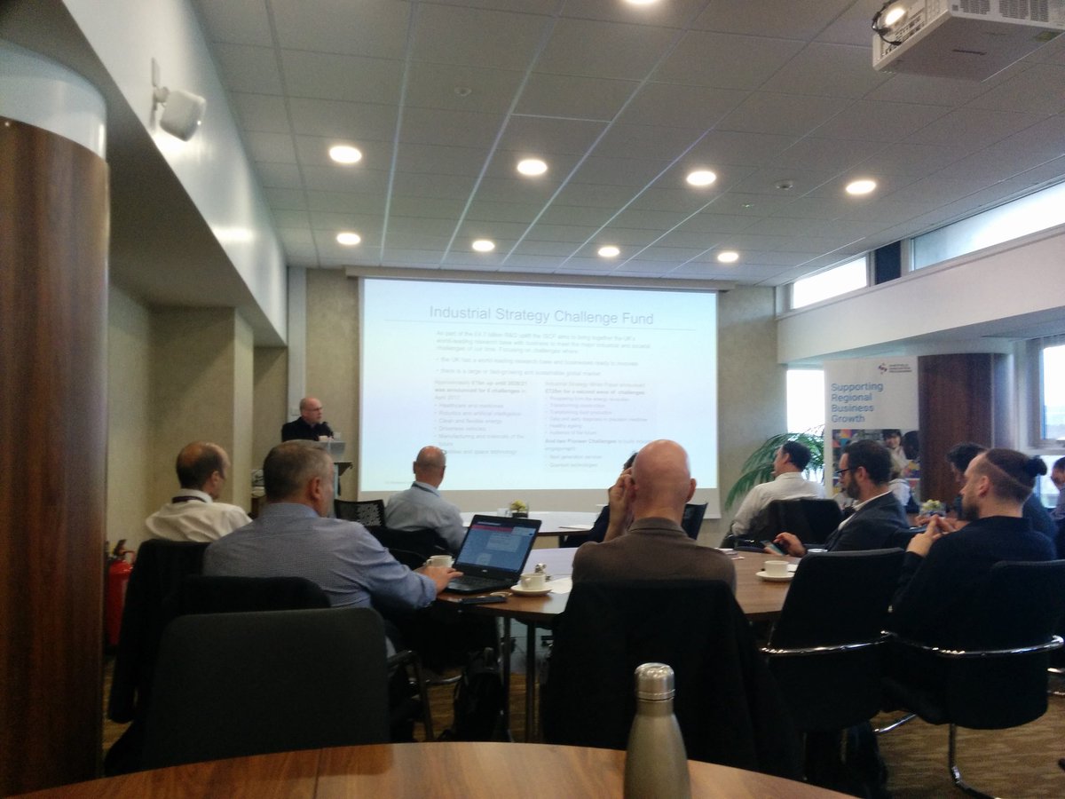 AlexSwallow's tweet photo. Great to be able to visit Sheffield Hallam Uni for the first time today for a #digidropin session- already heard about lots of interesting initiatives https://t.co/JclvtgVewU