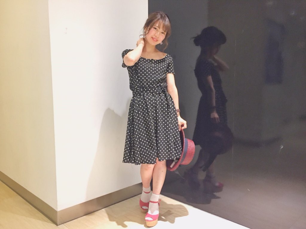 Dazzlin 仙台parco店 Na Twitteru 着心地抜群ワンピース ヴィンテージライクドットワンピース 7 900 Tax トレンドの ドット柄 で ヴィンテージ感漂うデザイン フィット フレアのシルエットで スタイルアップ間違いなし Dazzlin 仙台parco Dazzlin 仙台parco店 Na Twitteru 着心地抜群ワンピース ヴィンテージライクドットワンピース 7 900 Tax トレンドの ドット柄 で ヴィンテージ感漂うデザイン フィット フレアのシルエットで スタイルアップ間違いなし Dazzlin 仙台parco