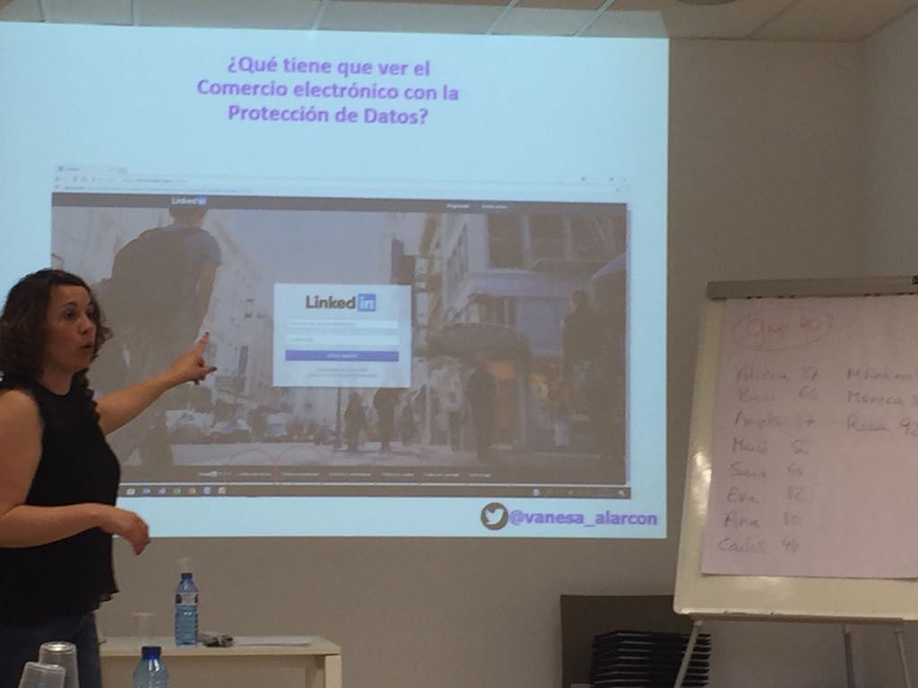 vanesa_alarcon's tweet image. Hoy en @ExplorerByX en Terrassa con @pablotaboadav #startups #emprendedores #BancoSantander @euncet