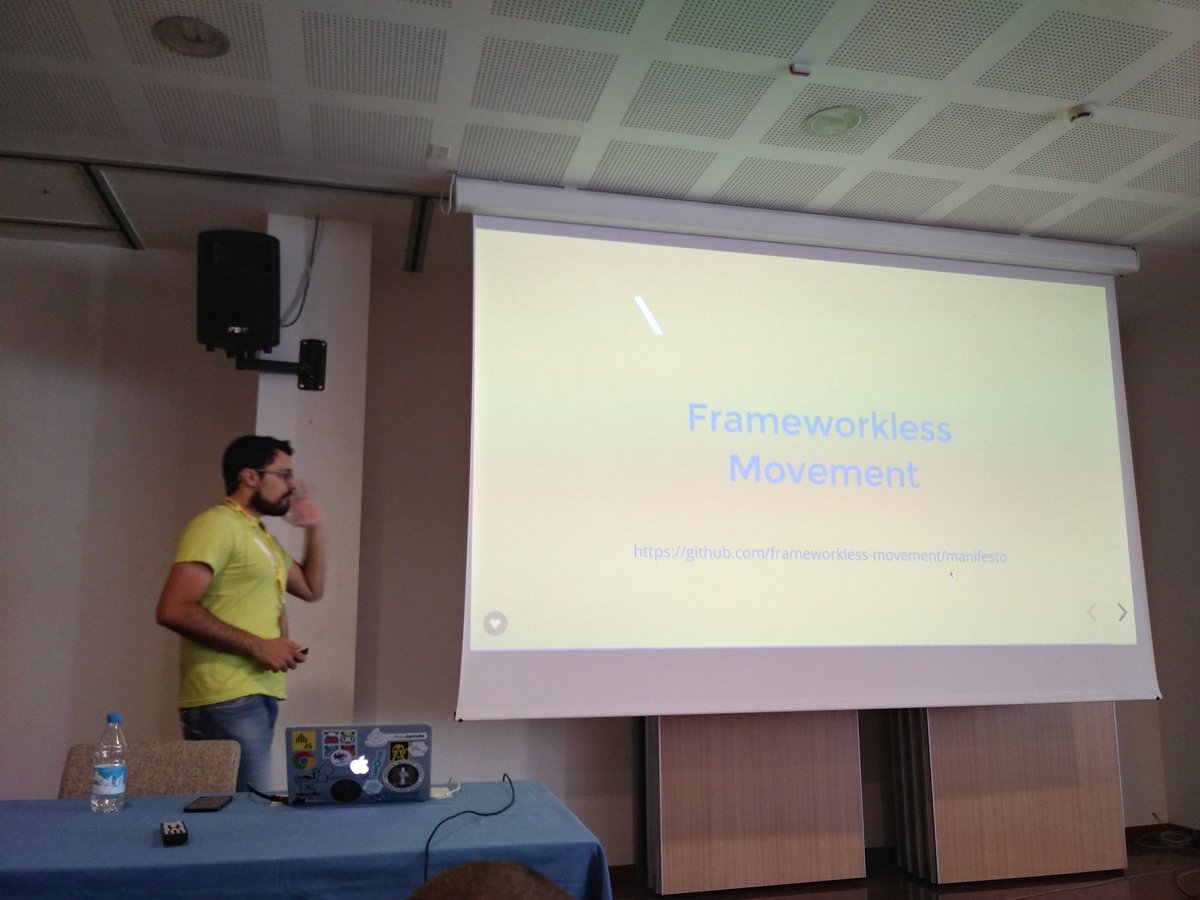 extrategy's tweet image. @TheStrazz86 announcing #frameworkless movement! frameworklessmovement.org #jsday @jsconfit