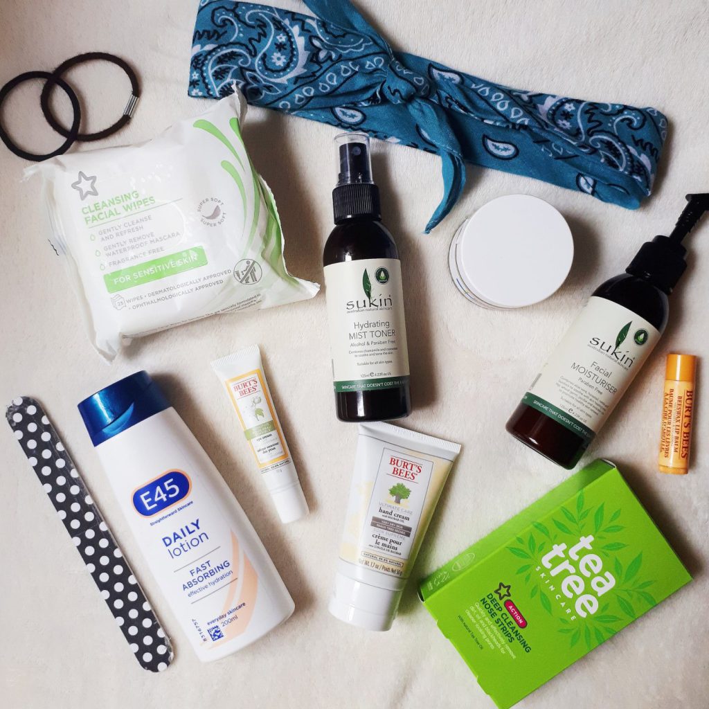 ainewendy's tweet photo. My daily skincare routine https://t.co/alIeHPLFds https://t.co/bdPbNUPWUQ