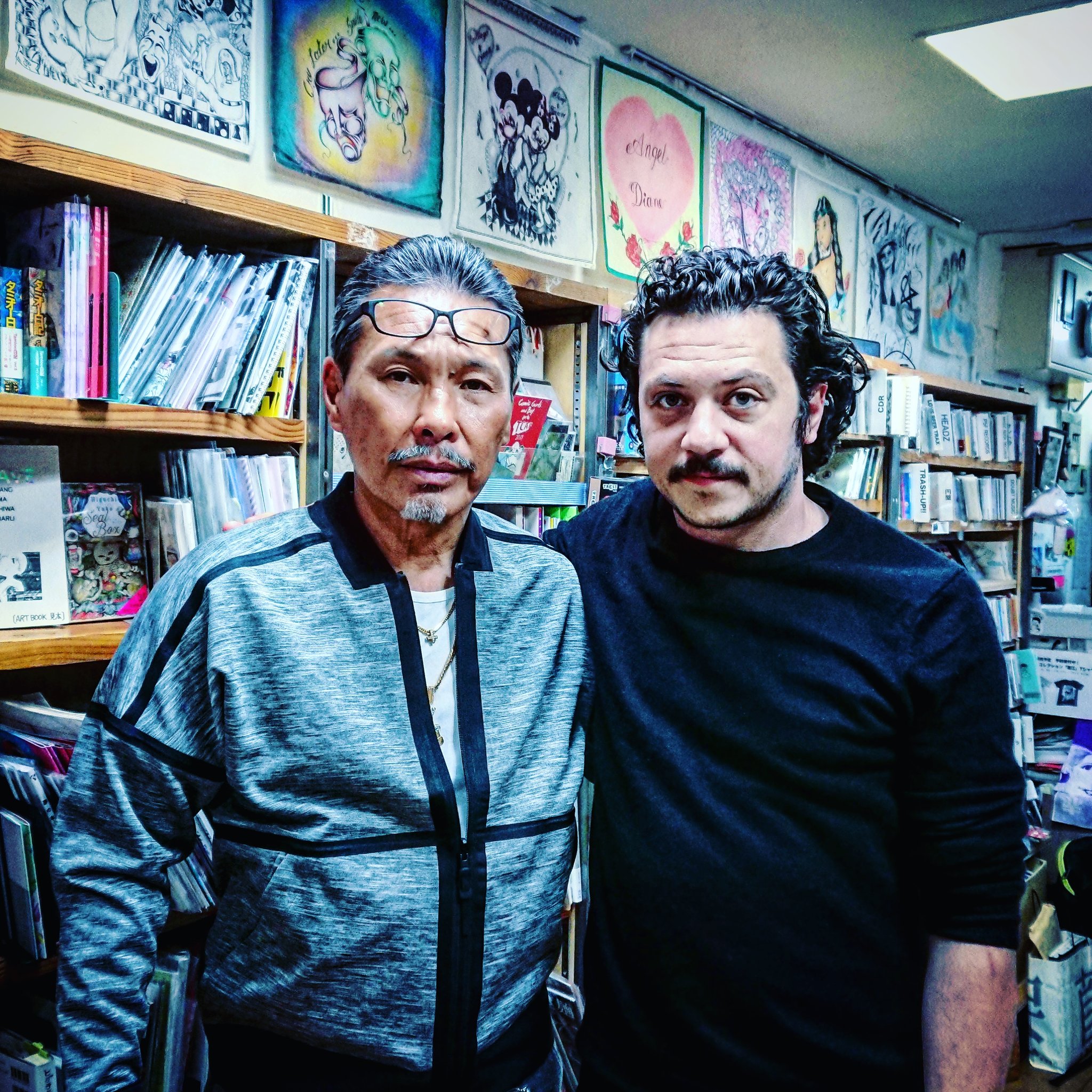 Homie Kei 昨日は中野 Tacoche にてトークショーでした お越しいただいた方々ありがとうございました パニョスが売買されているのは初めて知りましたし その取引額には驚きました 自分も普段より深い部分の チカーノにまつわる歴史をお話しさせて Homie Kei 昨日は中野 Tacoche にてトークショーでした お越しいただいた方々ありがとうございました パニョスが売買されているのは初めて知りましたし その取引額には驚きました 自分も普段より深い部分の チカーノにまつわる歴史をお話しさせて