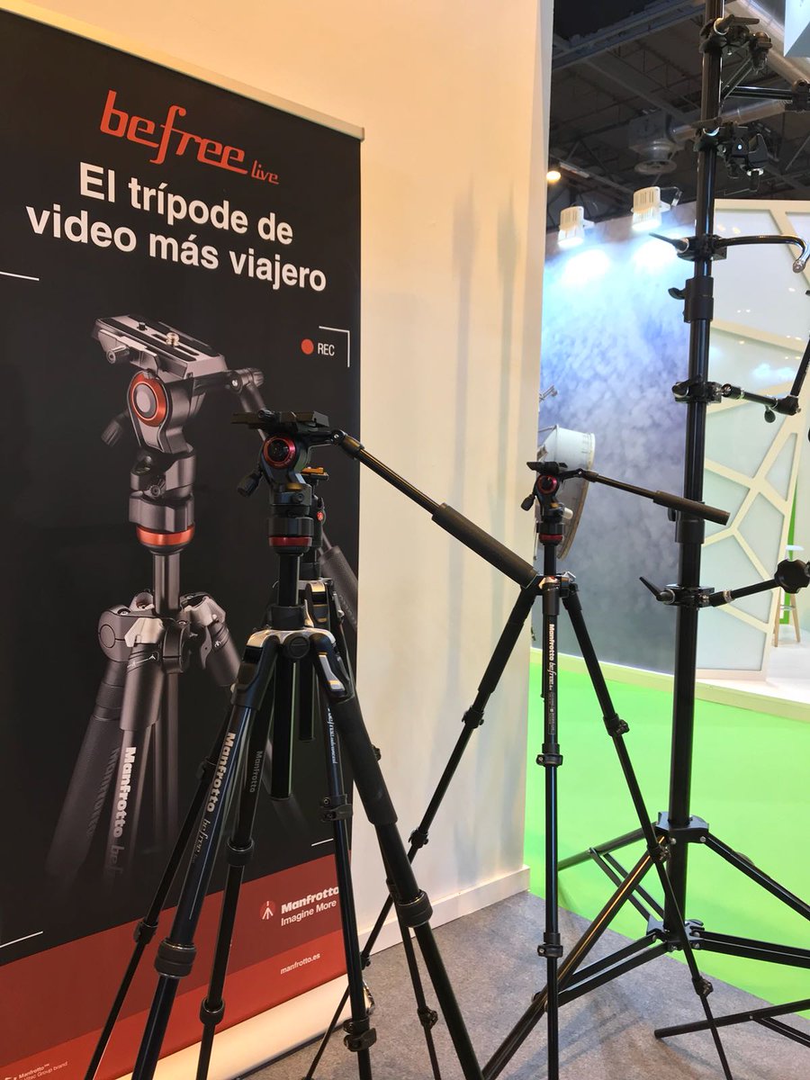 DiseFoto_tweet's tweet photo. ¡Último día en la #BIT2018! ¿Ya conoces la rótula de vídeo #Manfrotto #NITROTECH? O los viajeros #BefreeLive? Pásate por nuestro stand y prueba todos nuestros productos. ¡Te esperamos! https://t.co/ZKV1MXyyrd