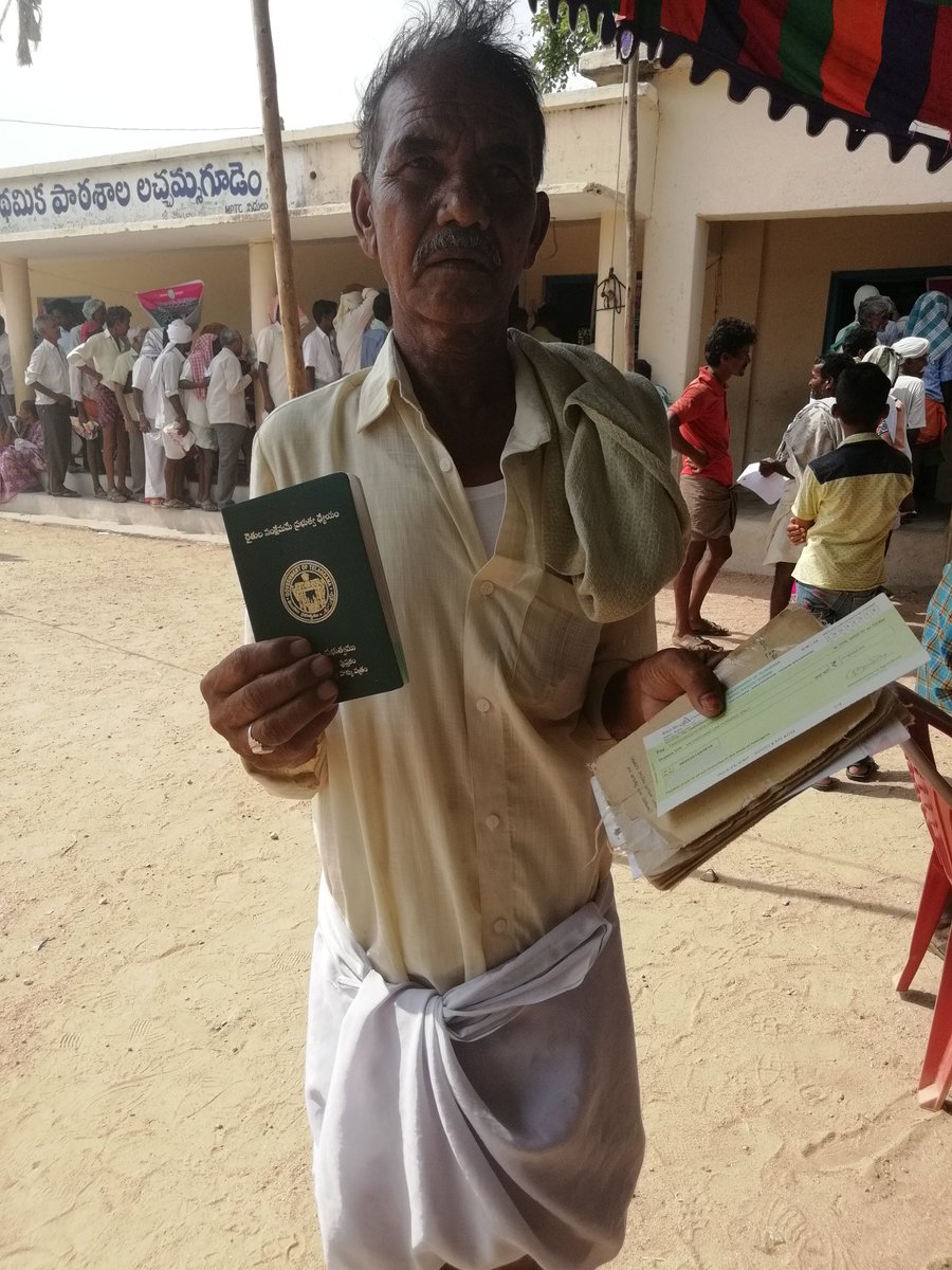 Srisailam32's tweet photo. Farmers are felling very happy sir. Feedback from Yadadri dist @KTRTRS @TelanganaCMO
#TEAMREVENUE #DRVRA https://t.co/HIUCPh0GAe