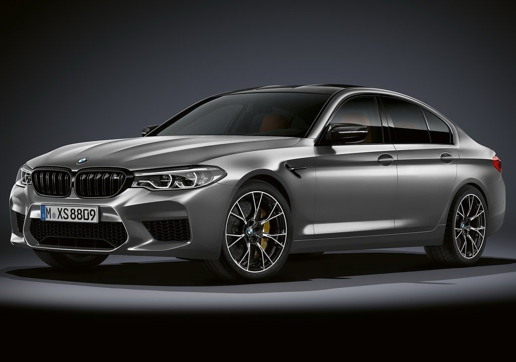 AutoLibs's tweet photo. 2019 BMW M5 Competition - The launch of the new #BMW #M5 #Competition also marks the creation of a new product category, as BMW M GmbH will in future be offering the most powerful variants of its high-performance cars as standalone models. https://t.co/74bEL4q0d5 https://t.co/DEYZ75i9vZ