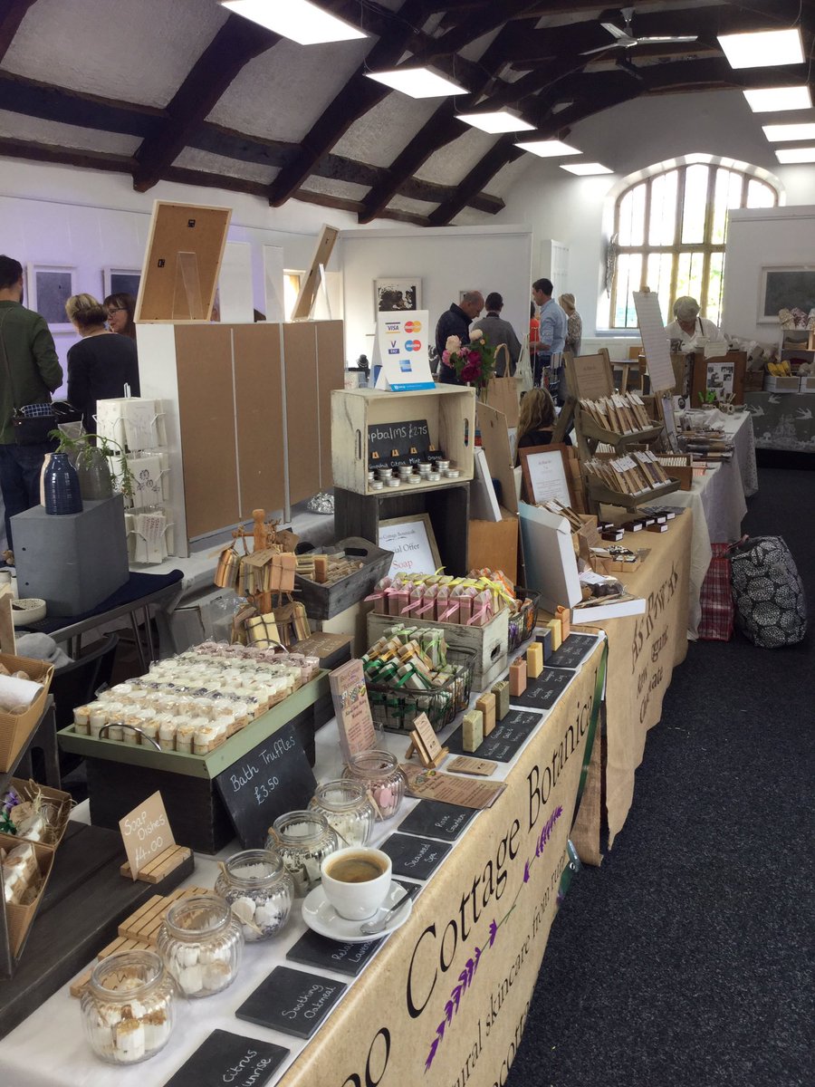 Today we're in the beautiful town of Somerton for the 'Made in Somerset Artisan Shopping' event. Stalls are in <a href="/ACEartsSomerset/">ACEarts</a> &amp; <a href="/whitehartsom/">The White Hart</a> and we're open until 3. #madeinsomerset #somerset