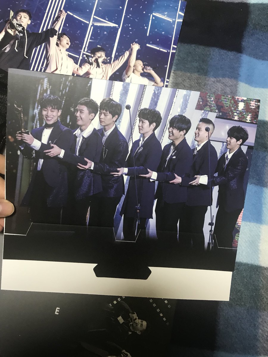 lov_bIIb's tweet photo. 콩님 포토북 잘도착했어요!! 열자마자 포스터와 눈맞하고 심쿵 ㅠㅠ

진짜 이쁘네요~ 감사합니다😍

@BTOBKONG https://t.co/BhuL7TFtfi