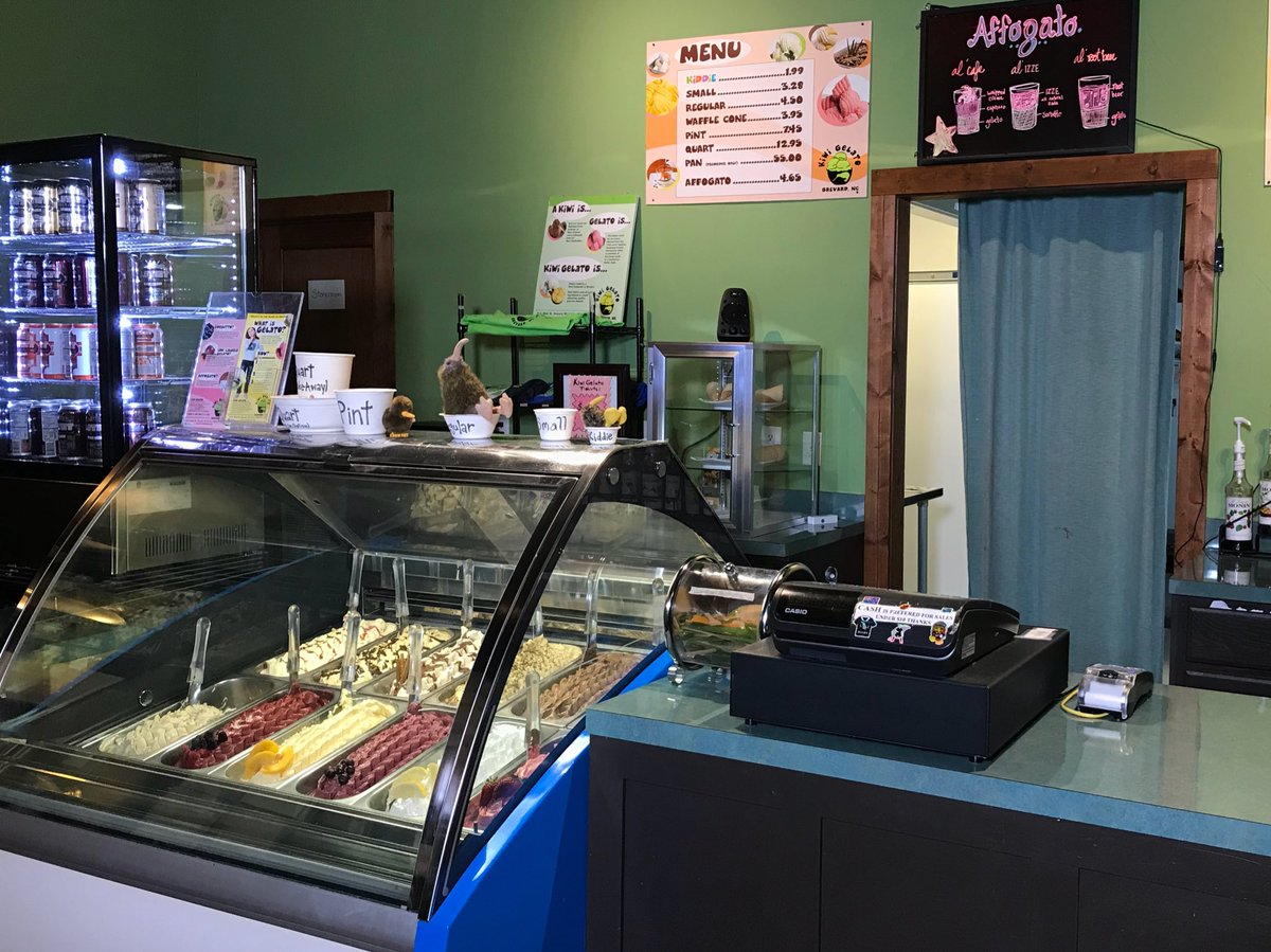 LBRIGMAN_WLOS's tweet photo. The @BrevardFoodTour ends with a sweet bite at Kiwi Gelatos 🥝 yum! Next we are headed to Mayberry’s in #Brevard @WLOS_13 https://t.co/ijFLjGcV3s