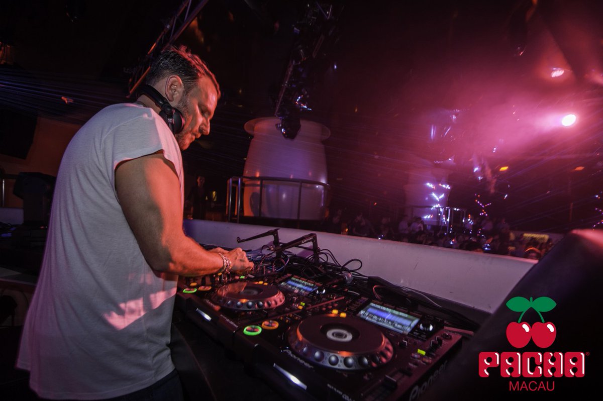 pachamacau's tweet photo. #ThrowbackThursday with @djmarkknight at Pacha Macau in 2016! What a night - get ready for a ride with one of house music's biggest legends this Saturday, May 12! Get your advance tickets via @ticketflap: https://t.co/TPOvnuAd8g

🎟 at the door: $200, including 1 drink https://t.co/FQmQ4au2h4